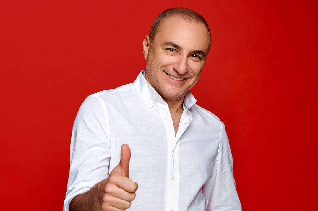 Продуманный интерьер на все деньги: дом Михаила Турецкого — странный особняк в форме рояля