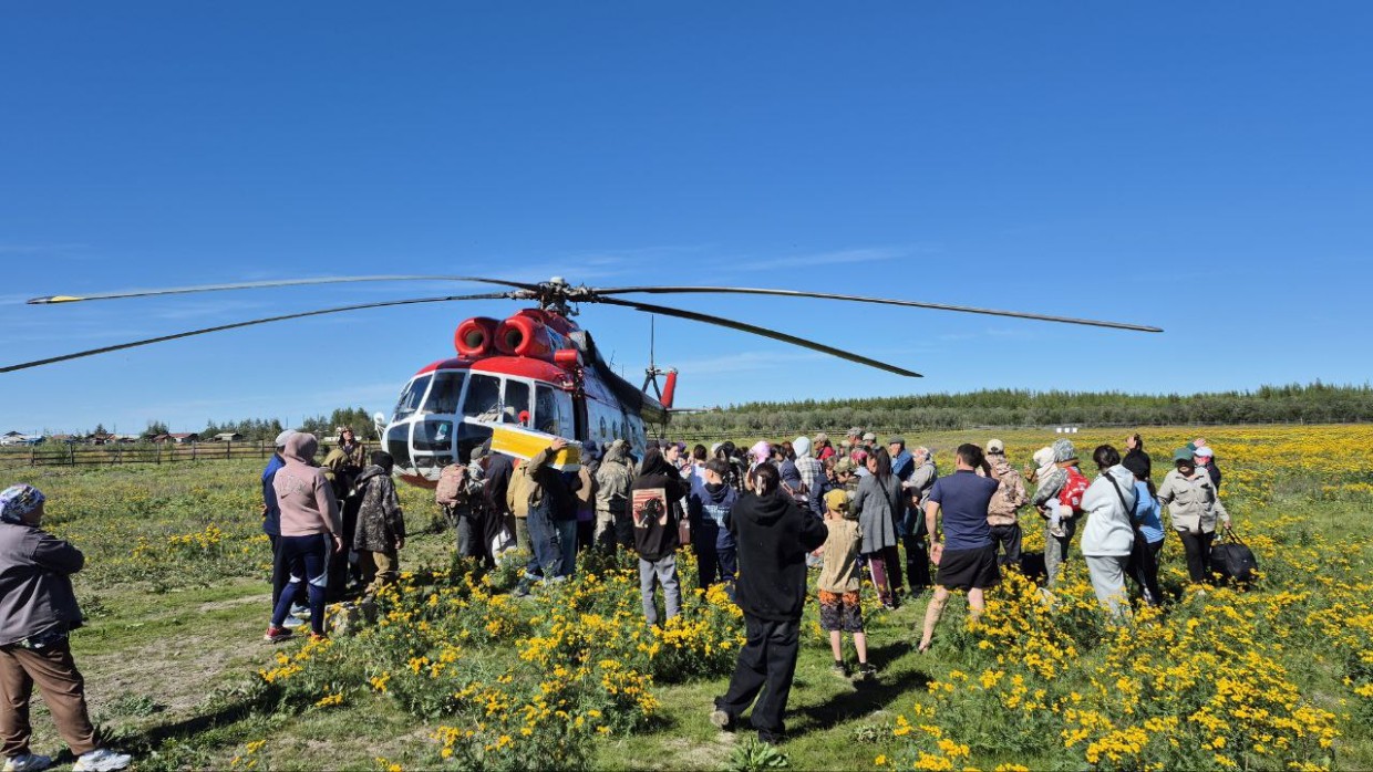 В Среднеколымском улусе остановлены социально значимые авиарейсы