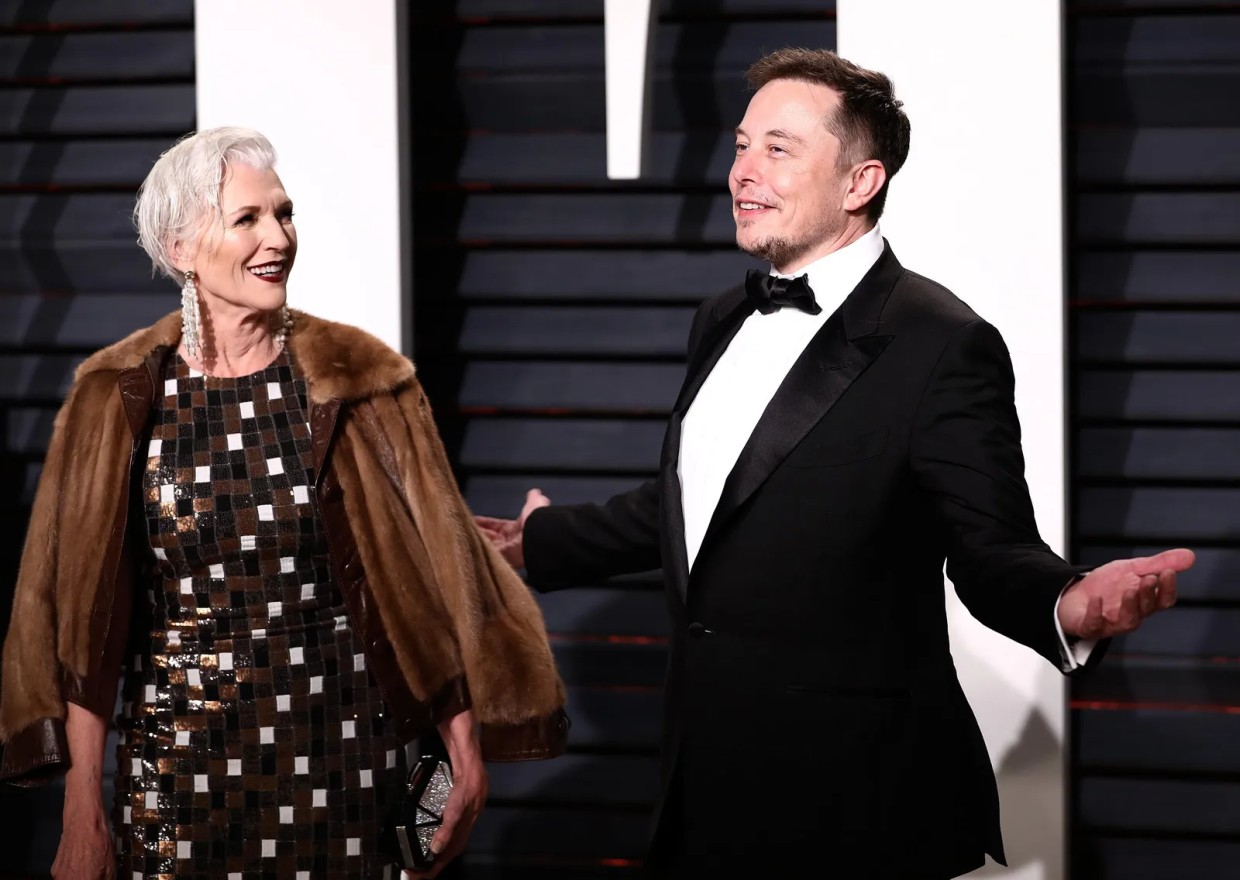 Вот это бабуля: не все в 20 выглядят так, как она в 76 — секреты стиля и духовной молодости Мэй Маск