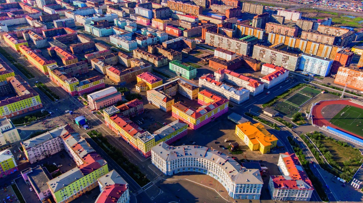 Город-призрак или Крепость духа? Самый северный в России, город Норильск — место, где жизнь вопреки становится искусством