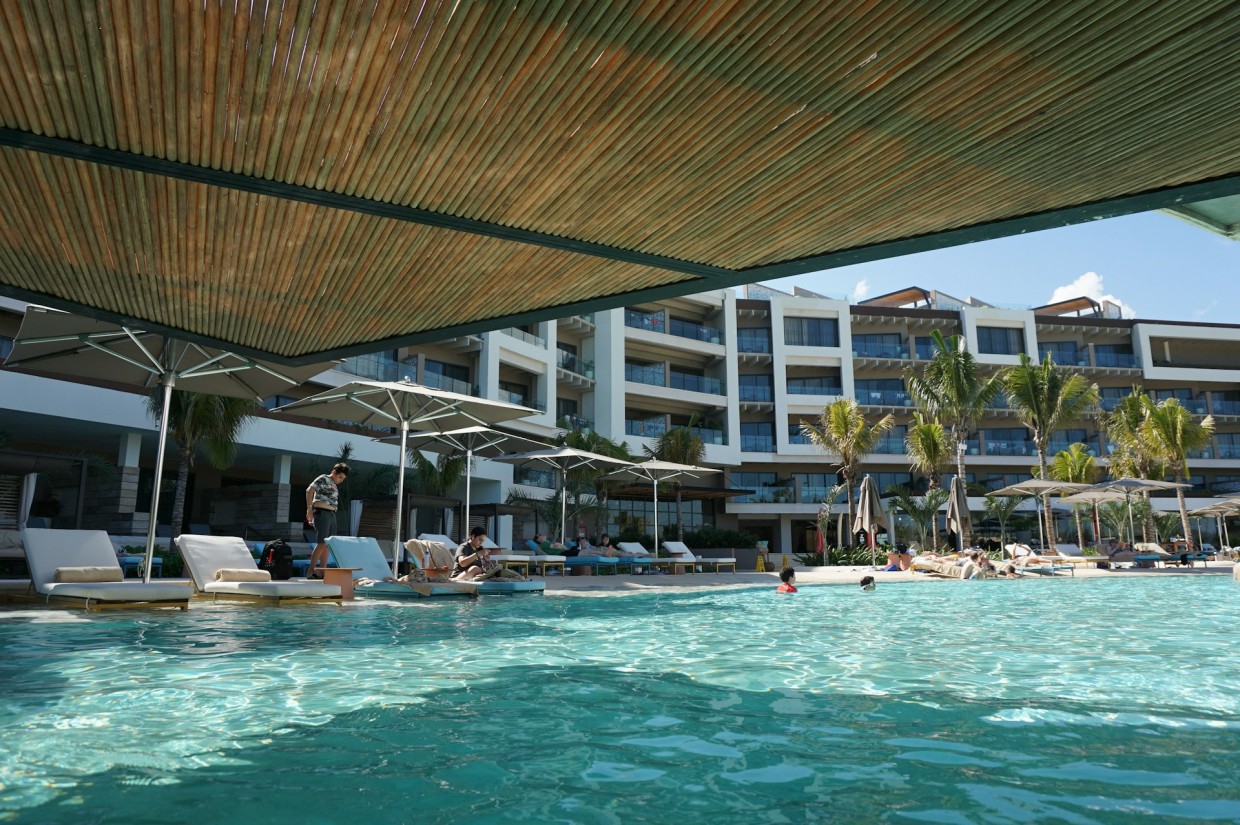 Отдых за границей: ваше доверие вам не в кассу — 5 ошибок, которые превращают отпуск в полосу неудач (и как их избежать)