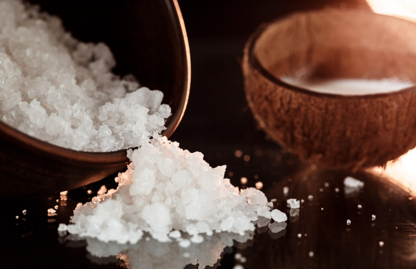Соль закупаю домой мешками: целебные свойства морского чуда — пригодится во всем