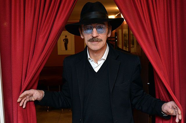 В гостях у Д'Артаньяна: поместье Михаила Боярского — уютный дом из бруса и свой огород