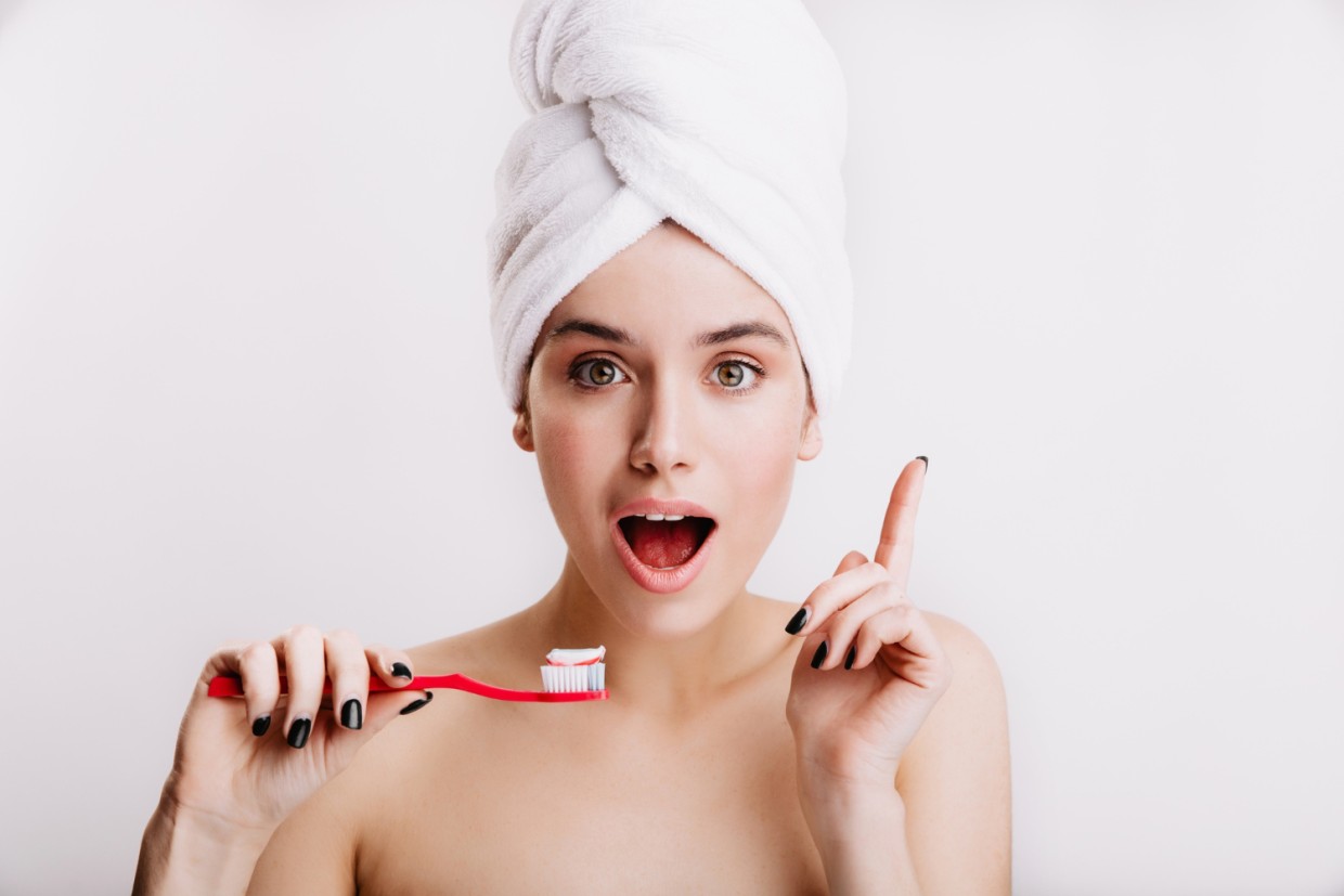 Сияет белизной: как связаны зубная паста и унитаз и насколько это вообще гигиенично — необычный лайфхак для чистого санузла