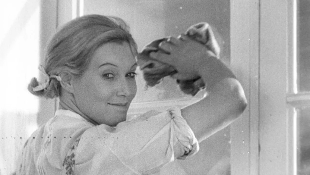 Месть haute couture: как Любовь Орлова изящно проучила соперницу, посмевшую посягнуть на ее территорию — легенда советского кино