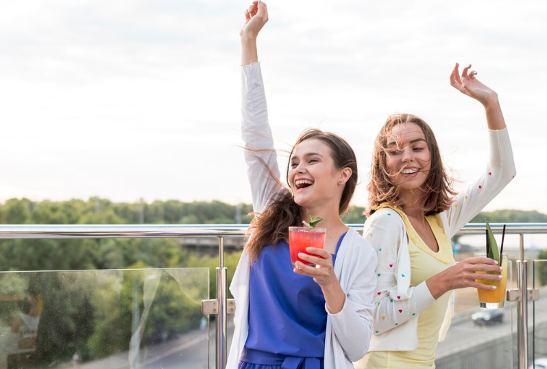 Гороскоп на субботу 25 октября 2025 года для всех знаков Зодиака: Овнам — репутация, Львам — удивление, Ракам — отдых