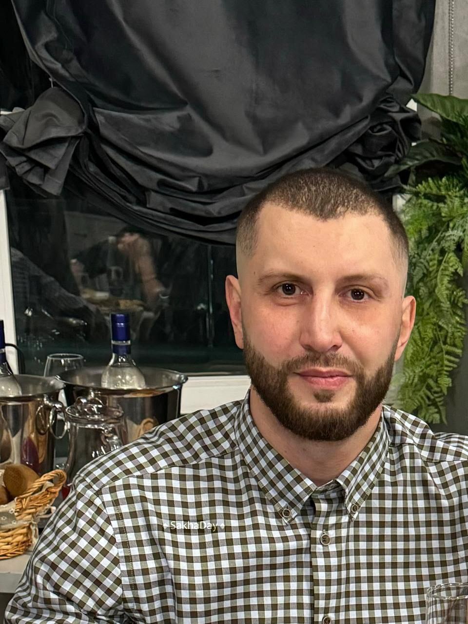 "Избили, вывезли в лес, привязали к дереву". Житель Мохсоголлоха заявил о превышении полномочий со стороны полицейских при задержании сына