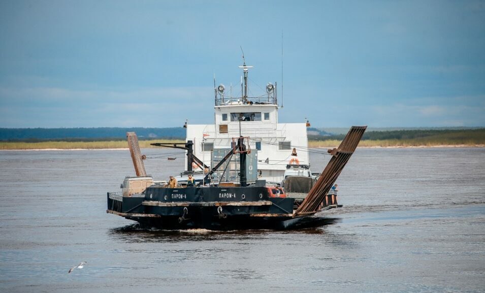 Минтранс Якутии сообщил, как будут работать паромы в период межсезонья