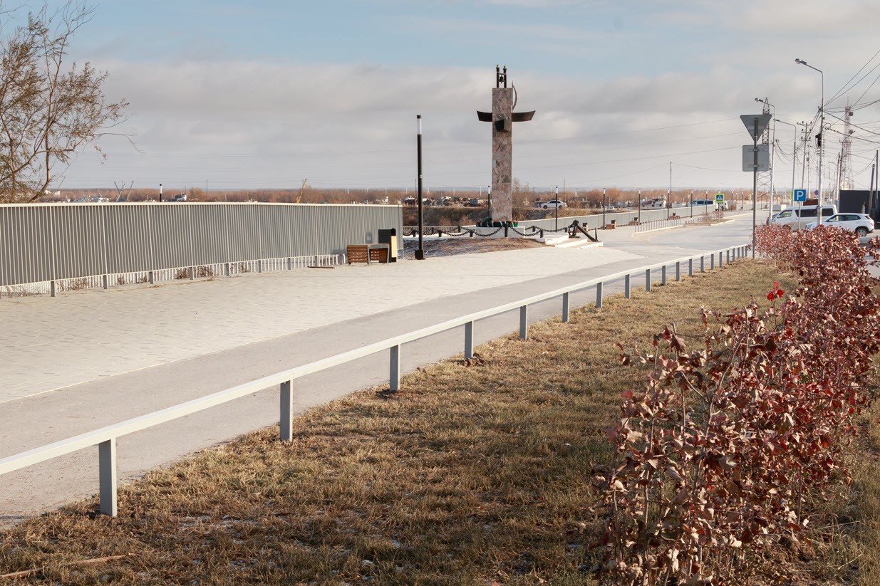 Фотофакт: Осужденные Якутии изготовили новое ограждение для набережной Романа Дмитриева