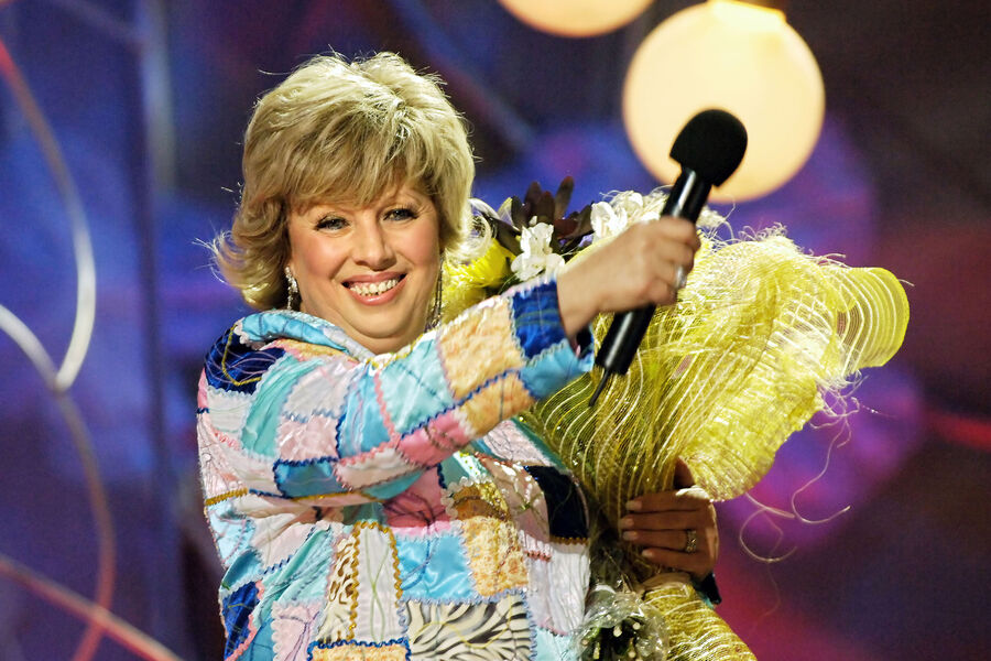 В гостях у музы: как живет Лариса Рубальская — откровения о новой квартире, антикварных сокровищах и собачке-королеве