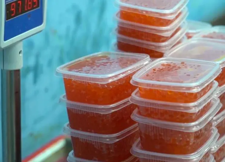 В Якутию могла быть завезена фальсифицированная красная икра