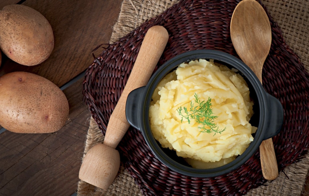 Самый лучший гарнир: целых 7 лайфхаков от шеф-повара, которые превратят ваше картофельное пюре в шедевр — все это время вы готовили его неправильно
