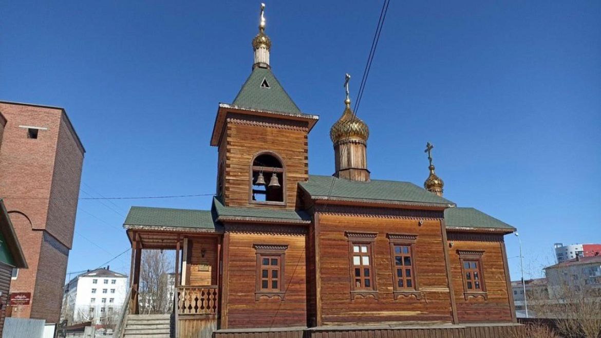 В Якутске полицейскими раскрыта кража куртки и денег с карты постояльца Спасского мужского монастыря