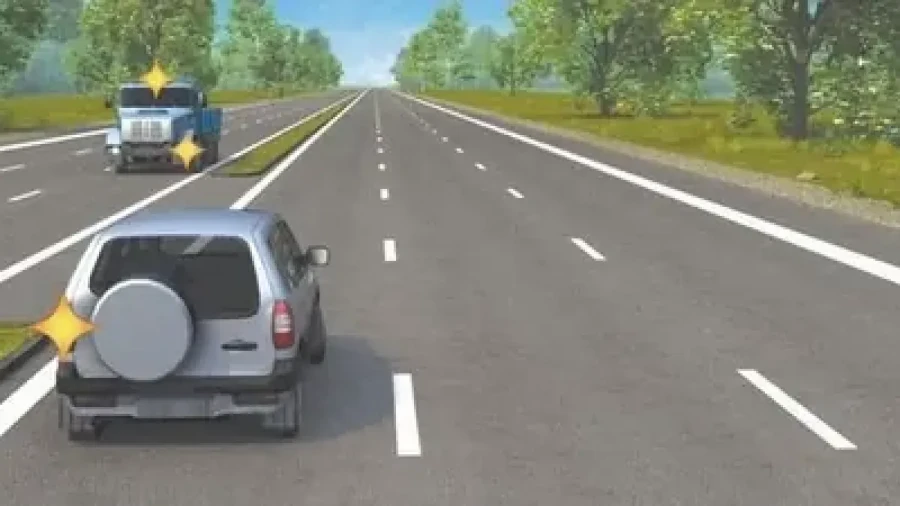 Только 9% водителей справятся: кто нарушает ПДД при развороте на автомагистрали — проверка на внимательность