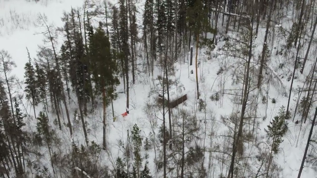 В Алданском районе труп лежит в гараже больше недели. Подробности трагедии
