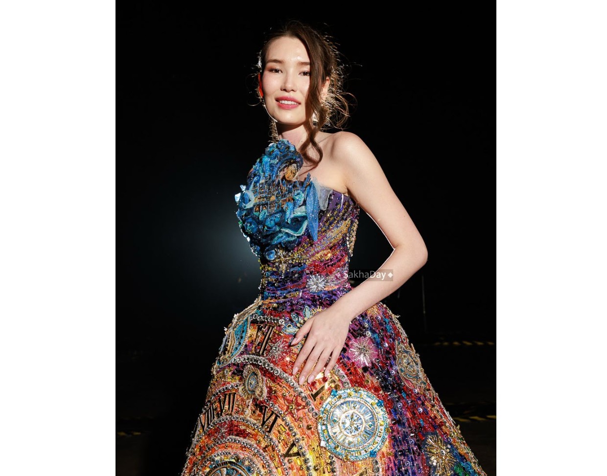 Фотофакт: Наряд якутянки Елены Егоровой на конкурсе национального костюма в рамках Miss Universe