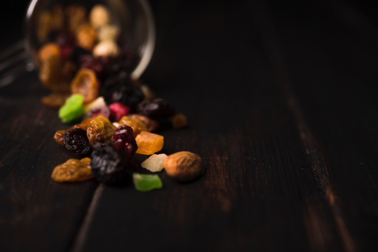 Всему вас учить надо: вот, как правильно замачивать и мыть сухофрукты — спорим, вы даже не знали, что это в принципе нужно делать