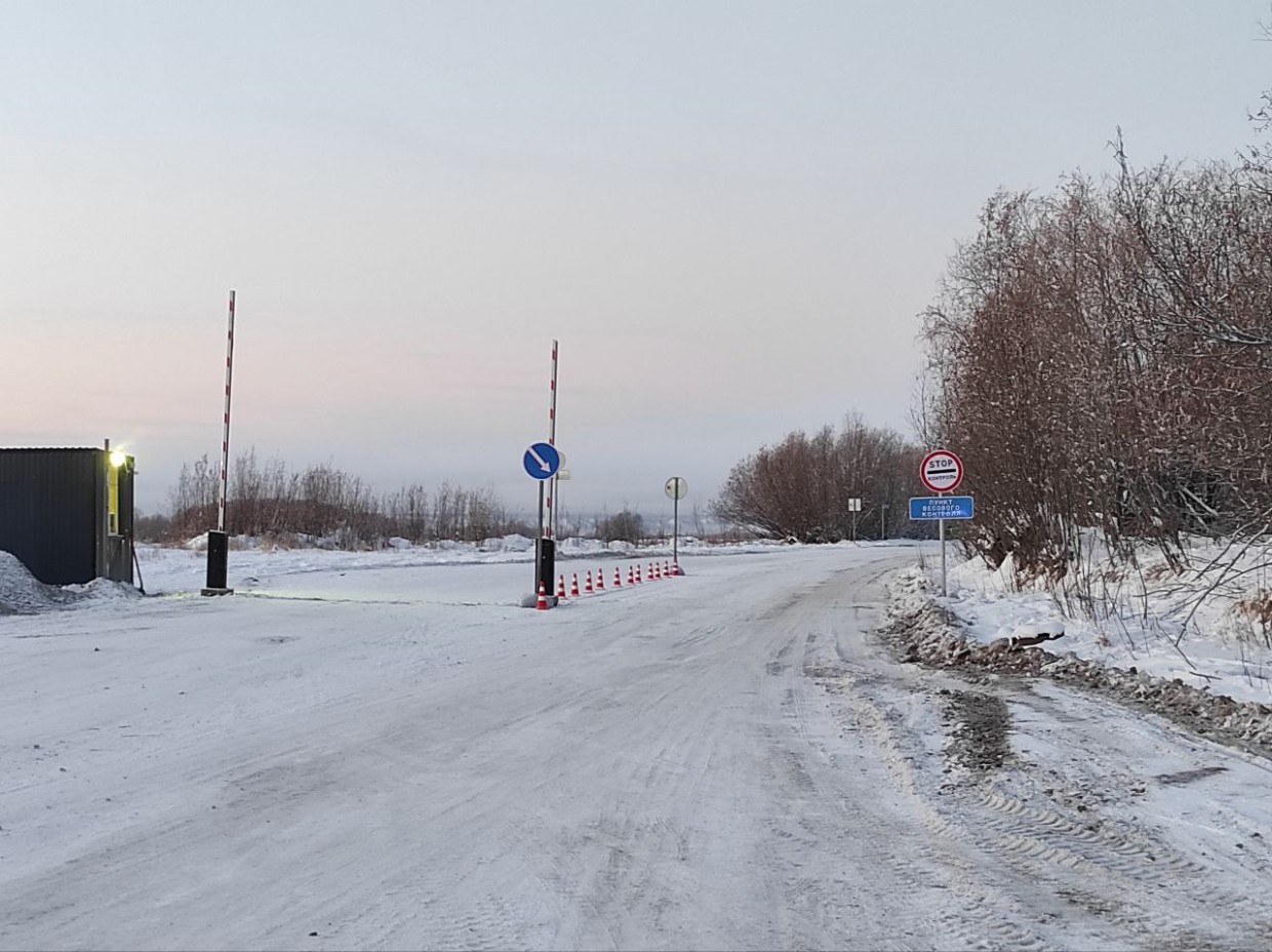Открыта ледовая переправа «Хатассы – Павловск»