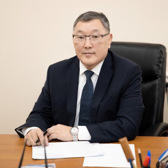 Николай Дегтярев вновь избран председателем Федерации профсоюзов Якутии