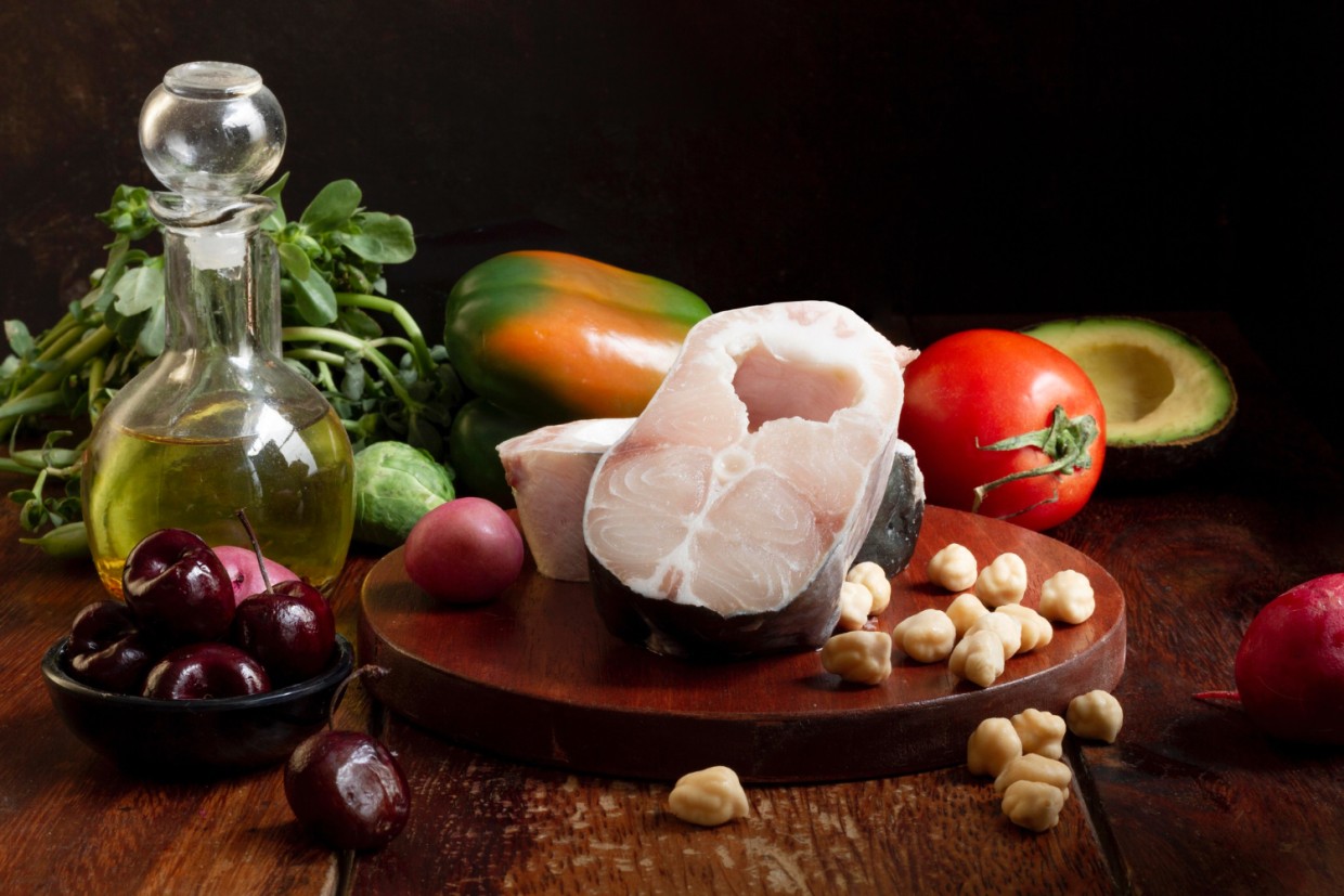 И то, и другое, и можно без хлеба: что же выбирать людям в 50+, рыбу или мясо — здоровье не купишь, задумайтесь о нем сейчас