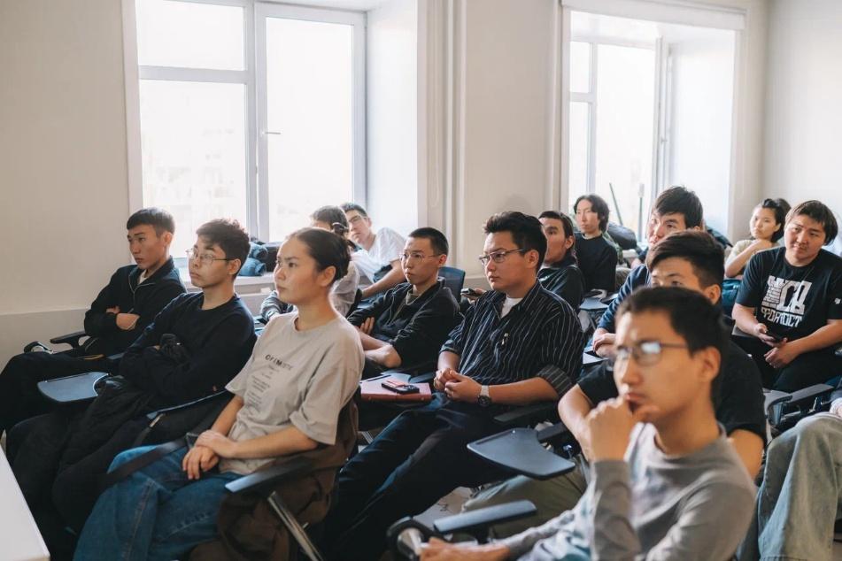 В студенческом клубе «Эйдос» обсудили истоки государственности Якутии