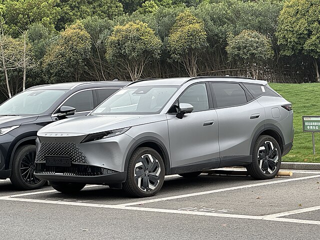 В России отзывают 2577 кроссоверов Omoda C7: обнаружена опасная проблема — водители могут пострадать при аварии