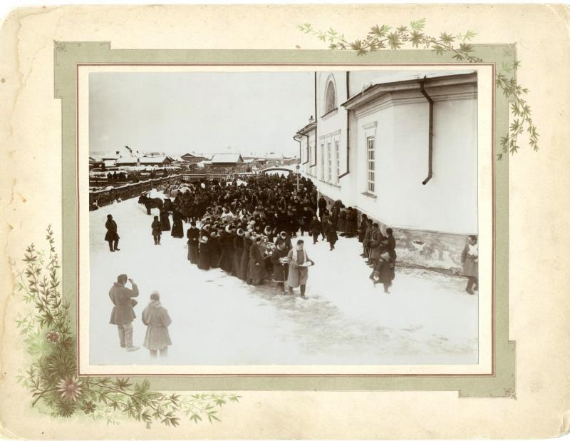 Похороны П.И. Захарова, на которые вышел весь город