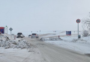 Досрочно открыто движение по ледовому автозимнику «Якутск - Нижний Бестях»