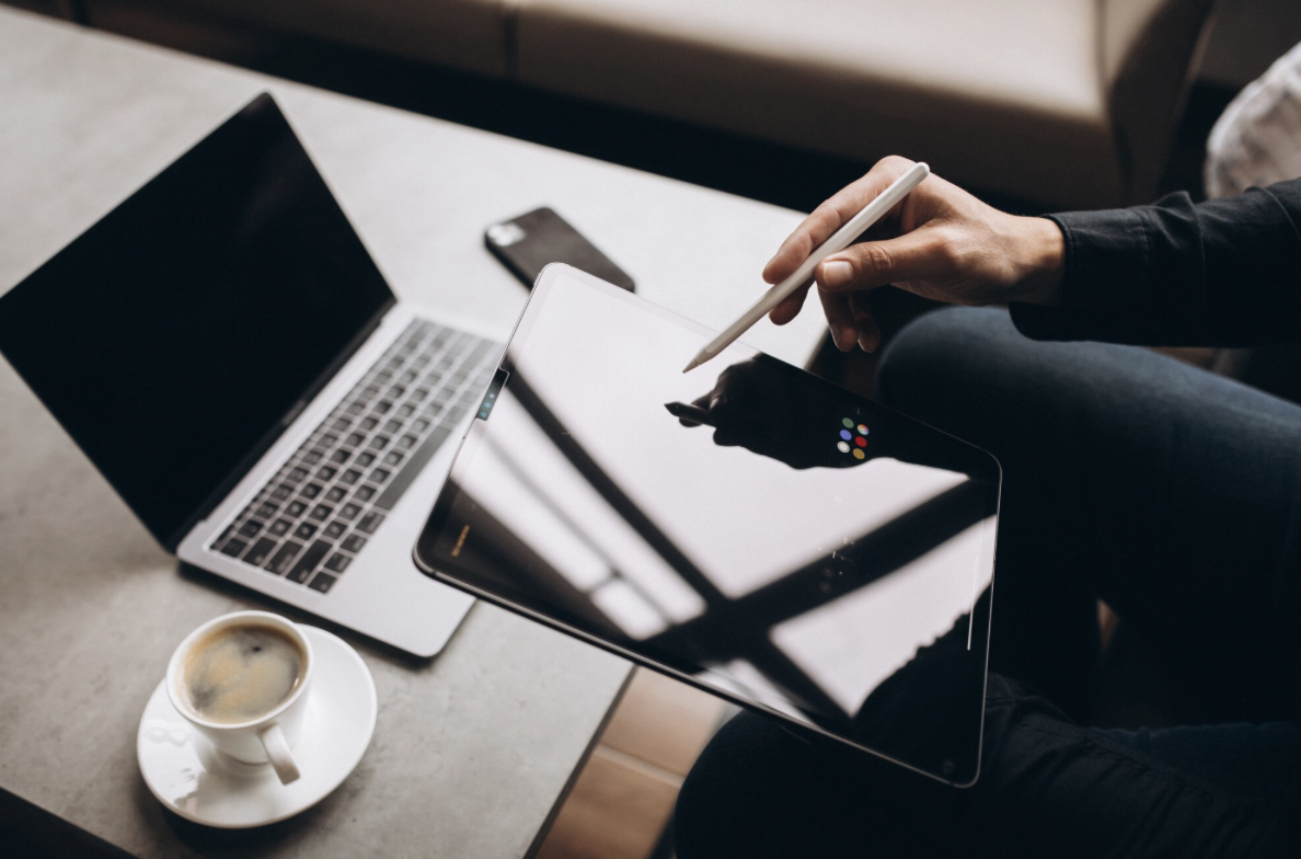 Время ясности: перед 1 знаком Зодиака возникнет карьерное распутье — Вселенная подскажет правильный выбор