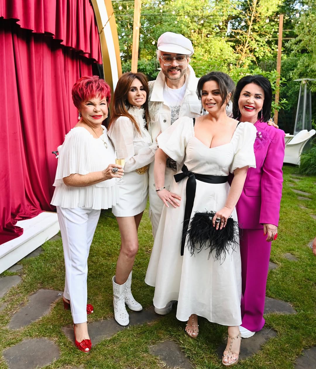 «Сомнительный персонаж»: Михалков наехал на 79-летнюю мать Королёвой — вспомнил арест в США и потерю 200 млн