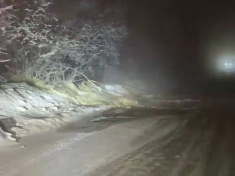 На автодороге "Амга" ведется работа по ликвидации последствий прорыва водных потоков