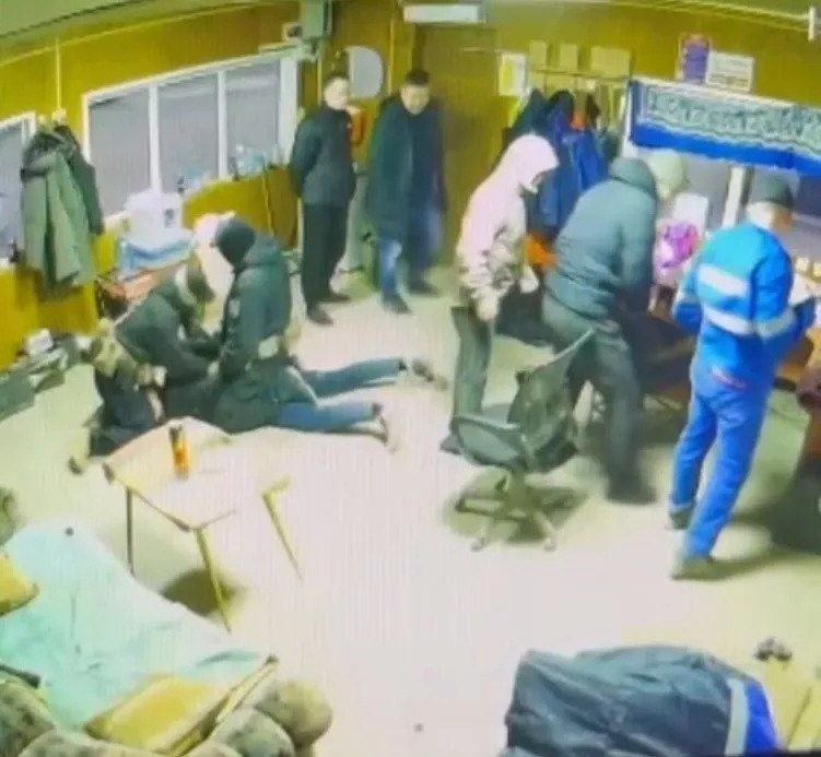 «Причина смерти Володи до сих пор неизвестна». Родные работника переправы всё ещё ждут результаты экспертизы