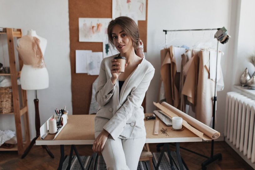 Даже пышка будет выглядит стройно: 5 нюансов, которые визуально полнят — откажитесь от них и будет вам счастье