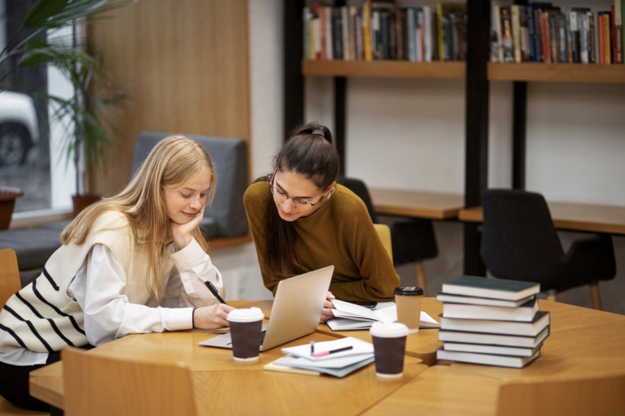 Новые двери открыты для вас: в 1 половине декабря звезды снизойдут до вас — открытия и опыт ждут 1 знак Зодиака