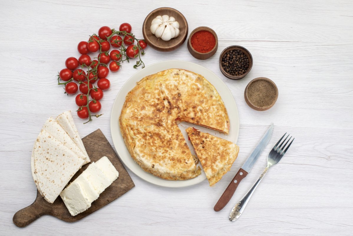 Сырные лепешки за 15 минут: ленивые хачапури по секретному кавказскому рецепту — очень быстро, очень вкусно