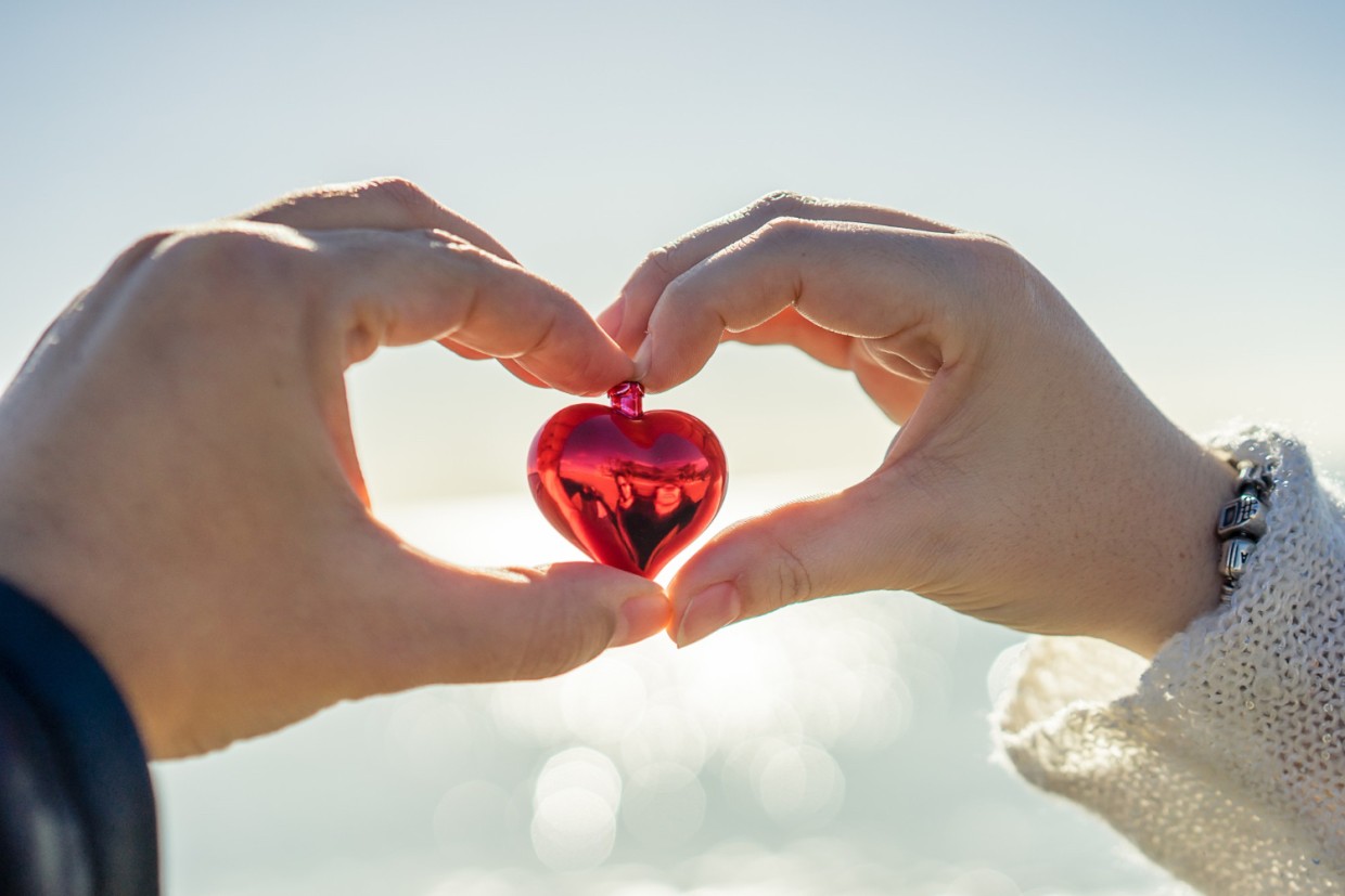 Время определиться (и остепениться) — любовный гороскоп для 1 знака Зодиака на конец декабря