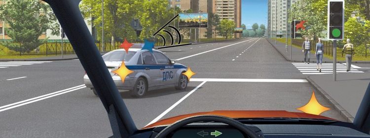 Сирена и зелёный, светофор или ДПС — что важнее на перекрёстке: только 25% ответили правильно на экзамене по ПДД