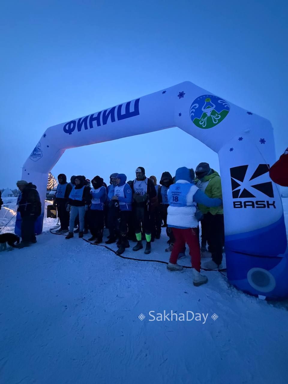 Фотофакт: В Оймяконском улусе стартовал экстремальный марафон "Полюс холода"