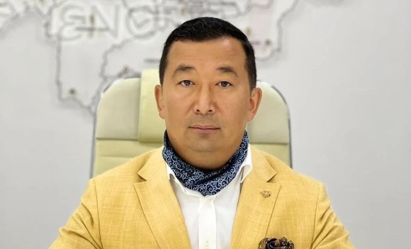 Айхала Габышева отпустили и изъяли телефон, в офисе СРО продолжаются обыски