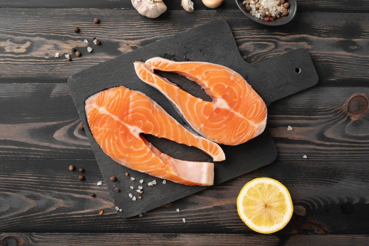 Красная красной рознь — почему форель дешевле семги, если обе рыбы жирные, праздничные и нарядные