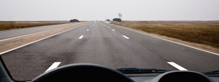 Свобода заканчивается за населённым пунктом — чем факт отличается от правил: 64% на экзамене по ПДД ошибаются с полосами движения, в жизни тоже