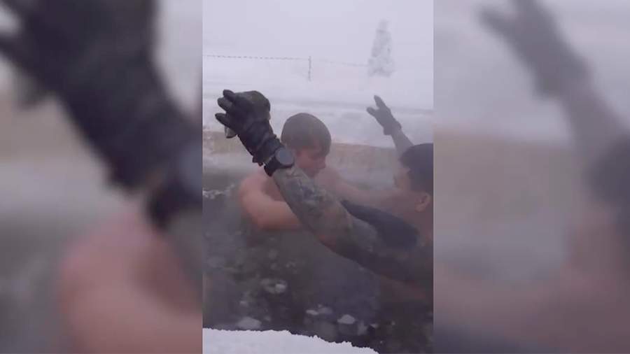 Голландский блогер прыгнул в прорубь при –52 °C в Якутии: опасный эксперимент вызвал вопросы