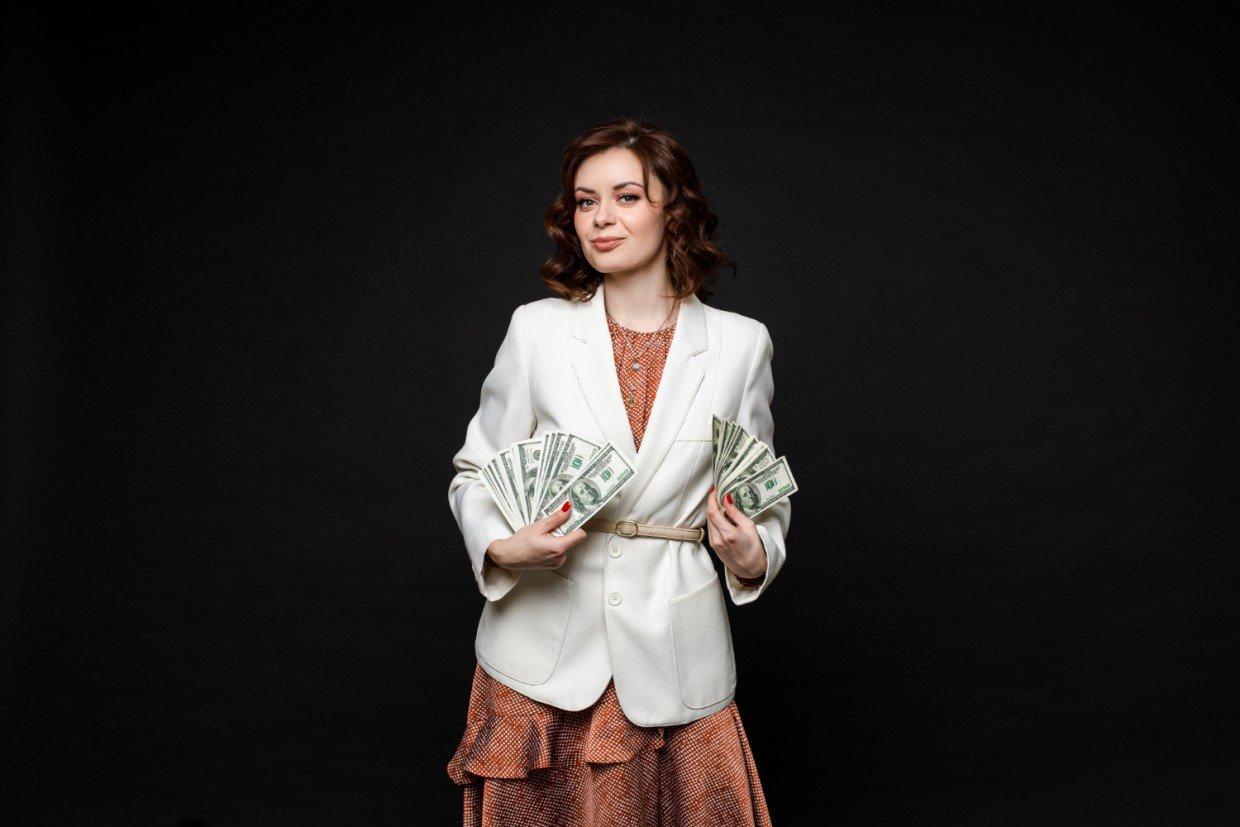 Февраль выбрал своих фаворитов — всего 2 знака Зодиака познают истинную благосклонность Вселенной в этом месяце