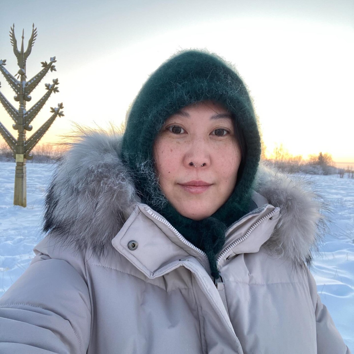 "Несколько поколений саха пугали тем, что неуч будет работать в хотоне", - намский депутат об оттоке молодежи из якутского села