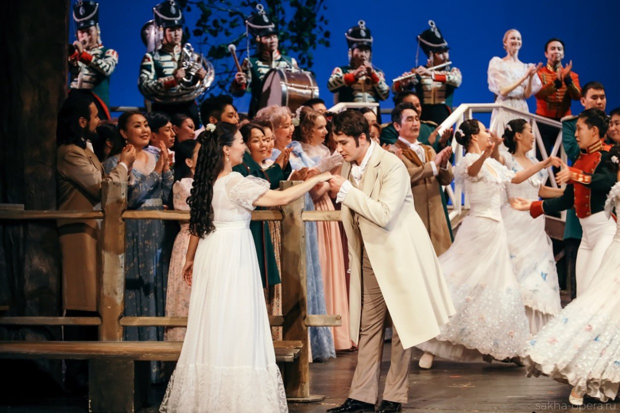 Почему в театрах Италии можно трапезничать, а в Якутске нельзя?