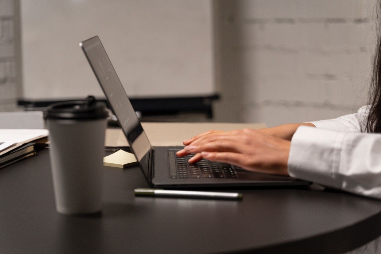 Звезда карьеры путеводна — особо удачный гороскоп для 2 знаков Зодиака на 1 рабочий день 2026, 12 января