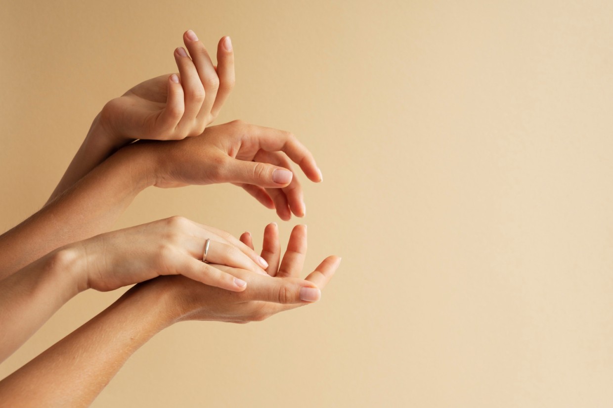 И думать о красе ногтей — как понять, все ли с вами в порядке, по ногтям (помощь таролога не нужна)