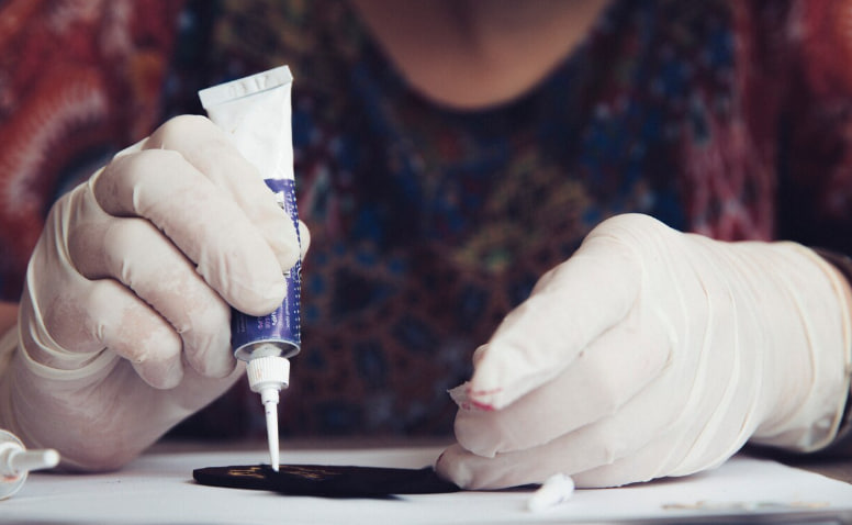 Суперклей в быту: хитрости, которые реально выручат — универсальный инструмент