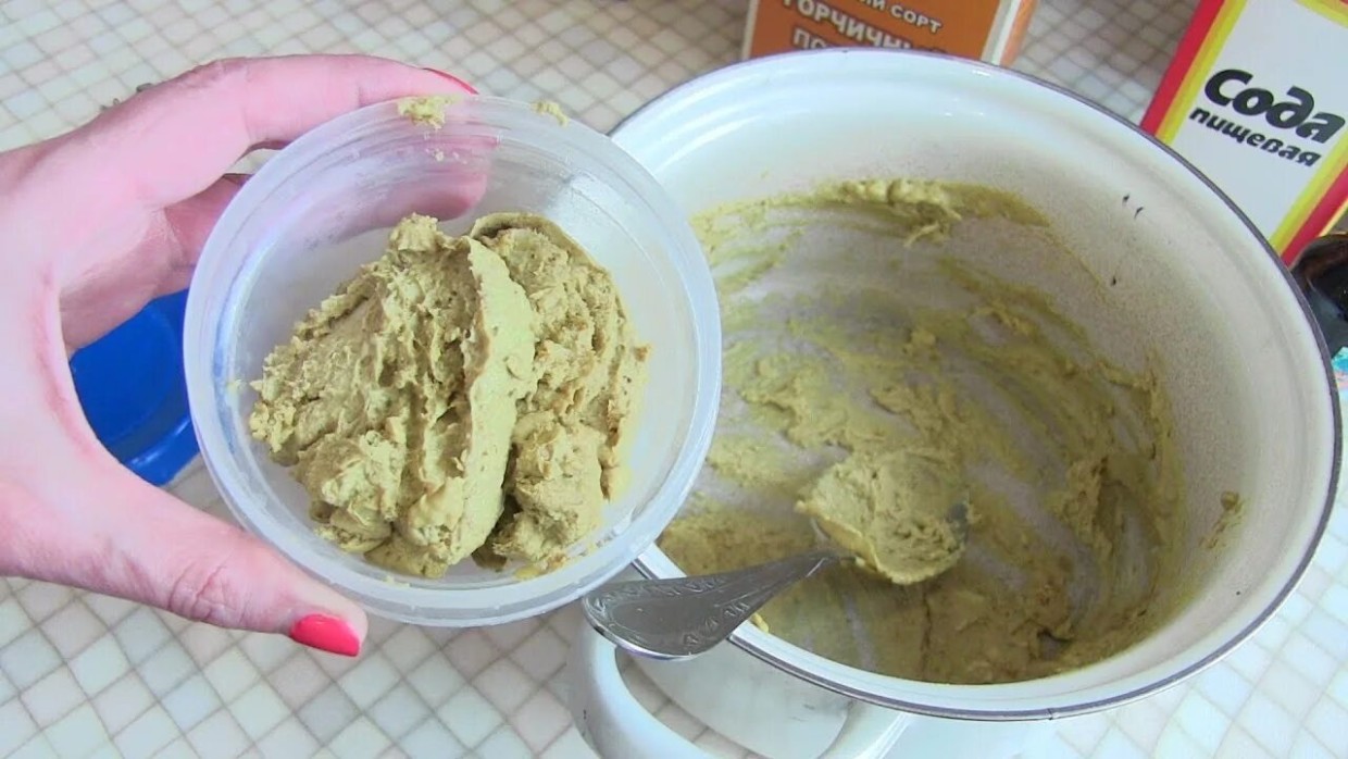 Не переплачивайте за химию: копеечное домашнее средство избавит от любой грязи — готовим мощную эко-пасту