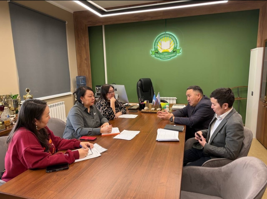 Директор Хатасской школы опроверг информацию о буллинге